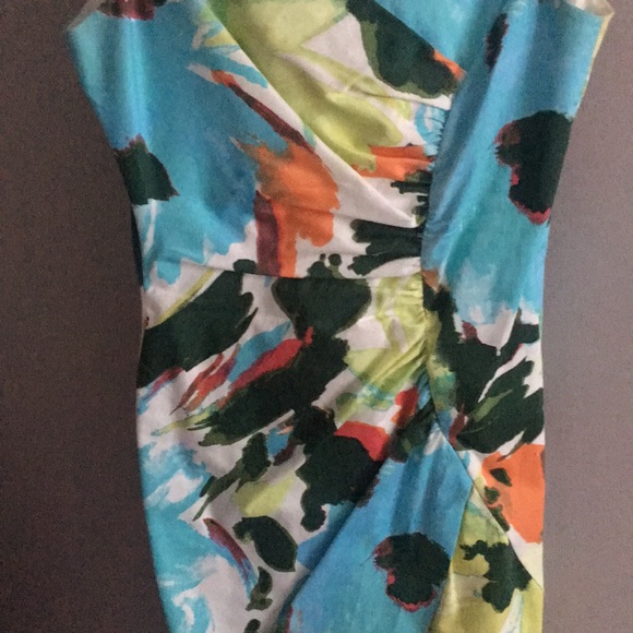 Floral dress - Picture 3 of 5